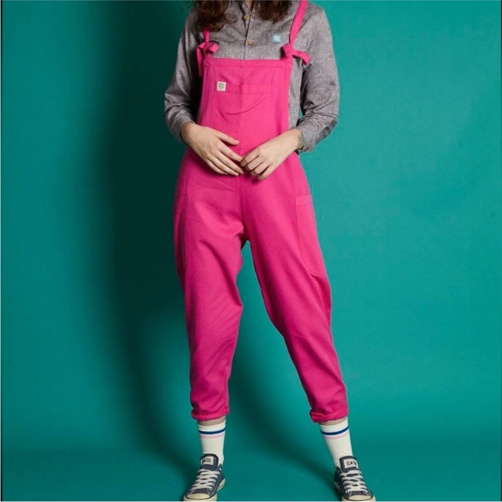 Lucy & Yak Hot Bright Pink Overalls Size 10